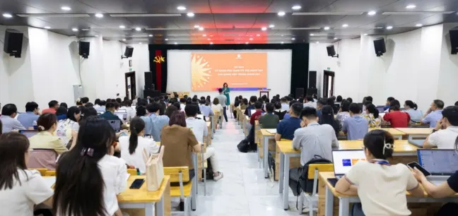 English medium teaching at Dai Nam University